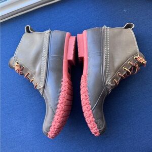 LL BEAN small batch Men's bean boots - size 9